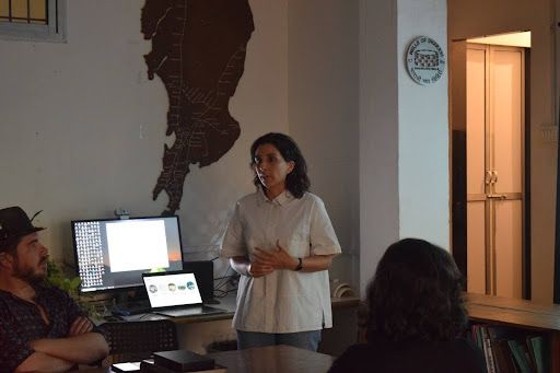 Mariana from Res Do Chao engaging with participants during the Three Ways of Doing Workshop