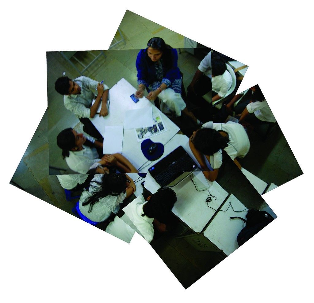 Ritu Mohanty discussing with students on Monday afternoon.