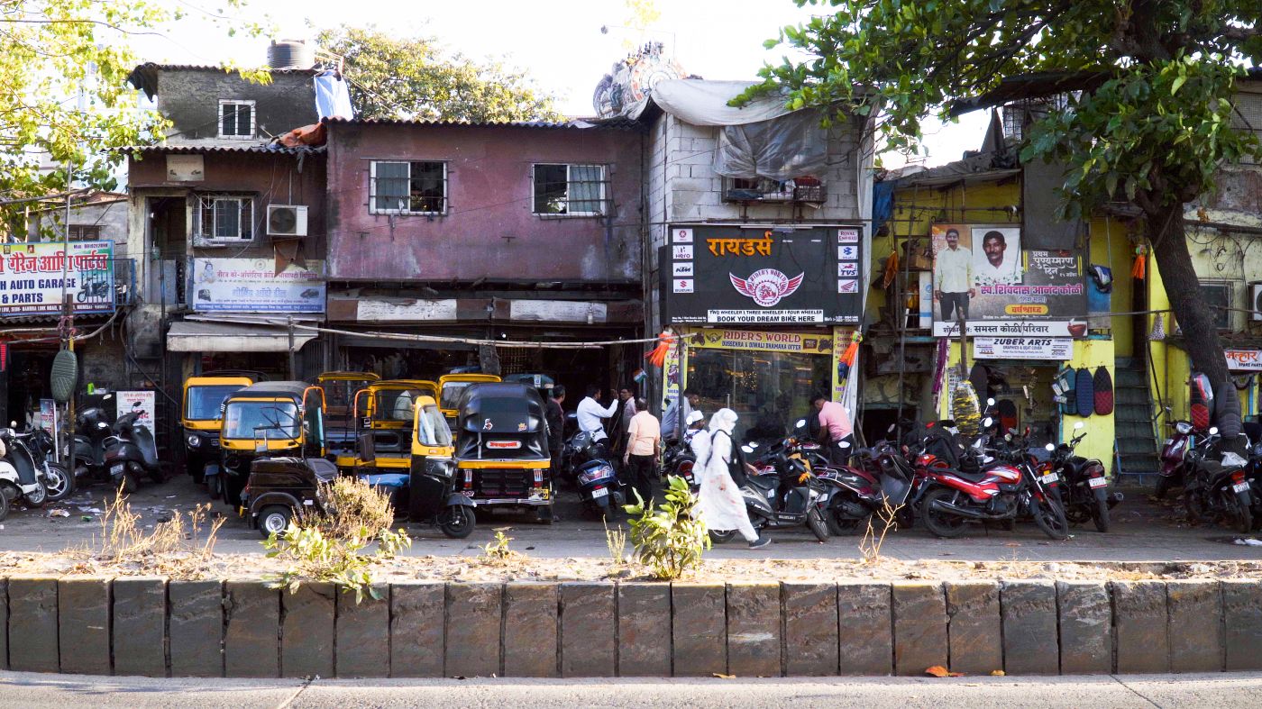 A variety of Autorickshaw related shops