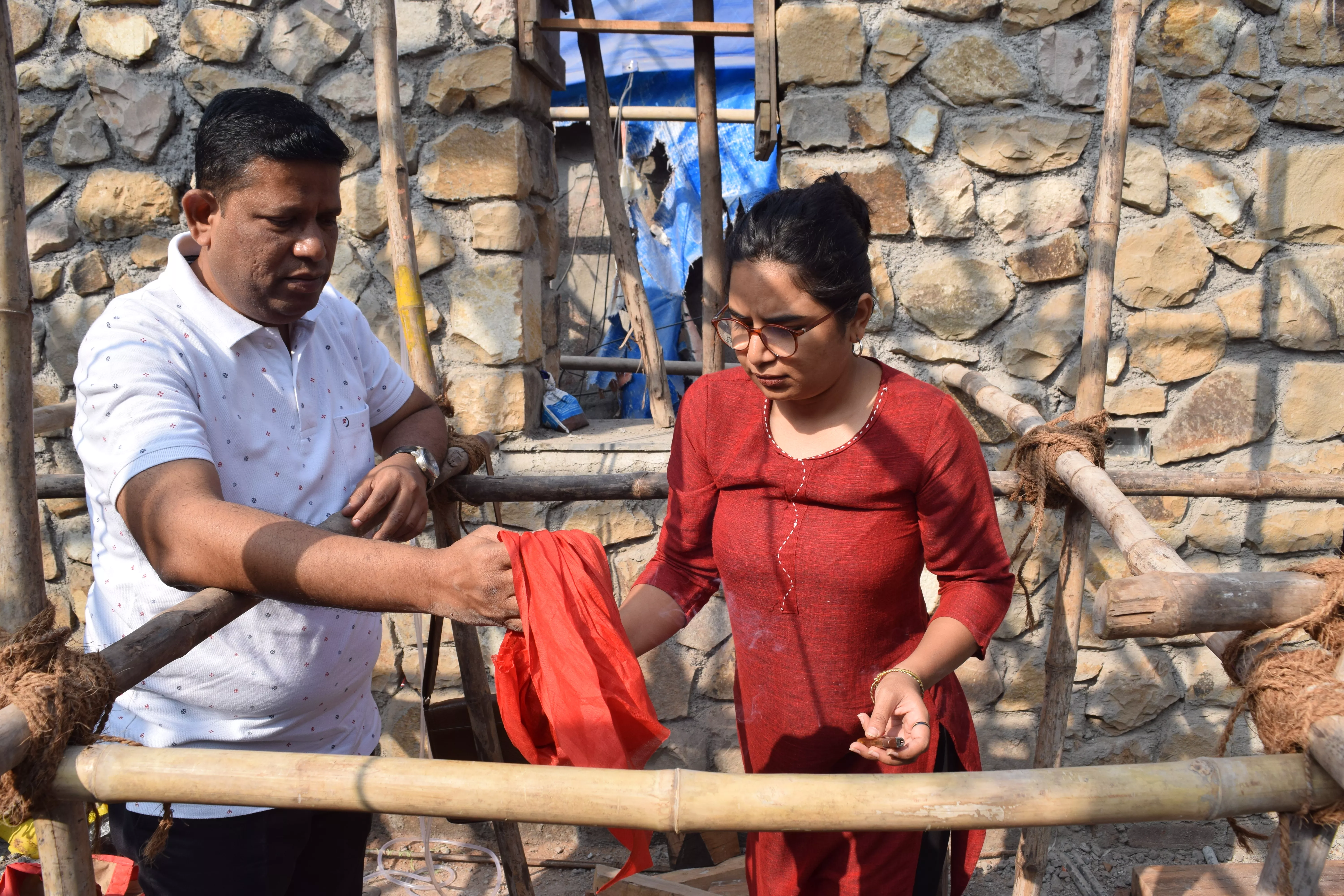 Ceremony before putting up the roof